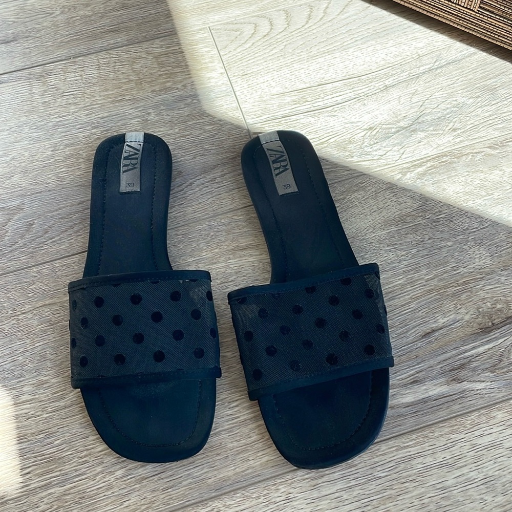 Polka dot sandals